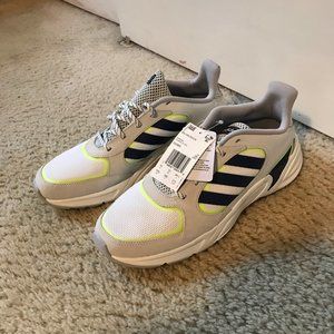 Adidas 90s Valasion 10.5